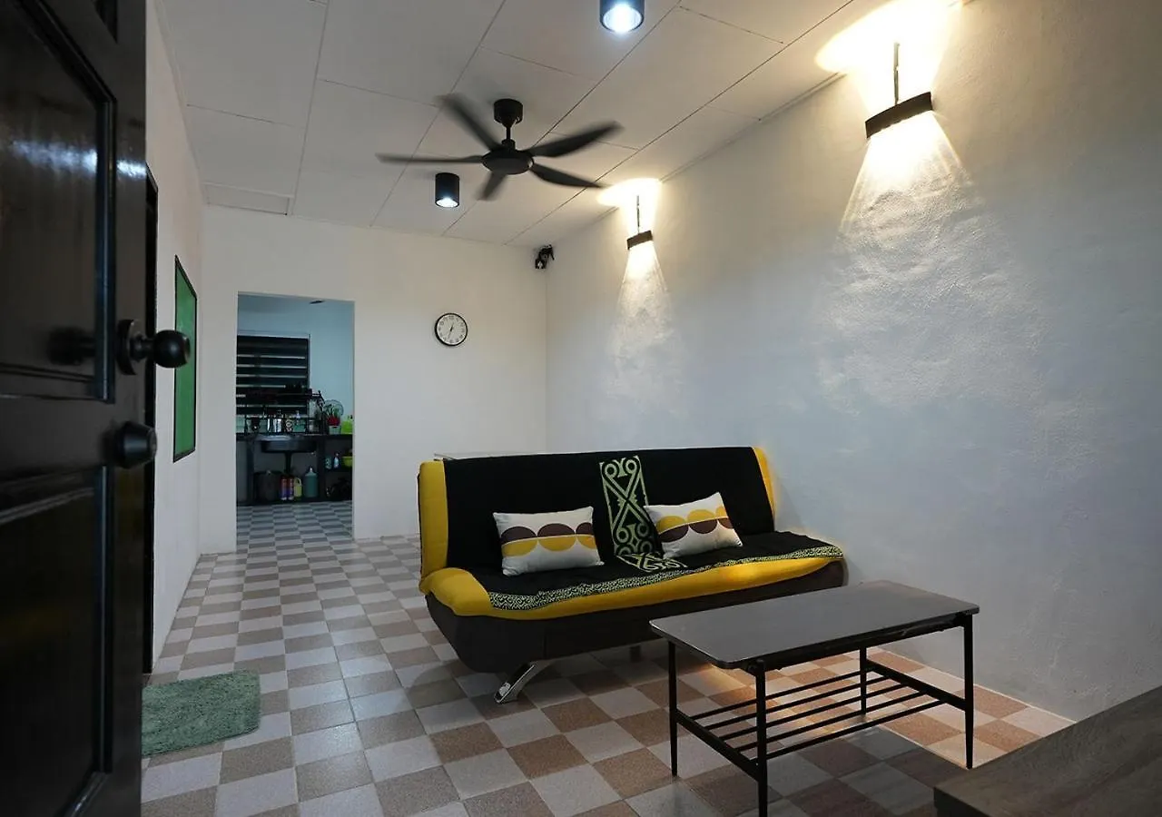 Hostel Mimpimoon Langkawi Pantai Cenang